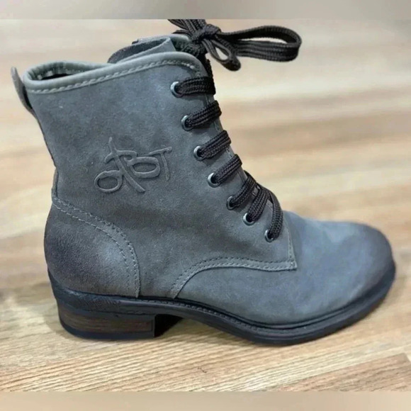 Otbt Country Grey Combat Boots NWT - Picture 1 of 6
